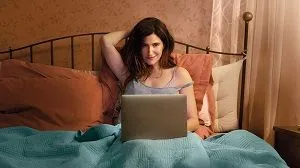 Mrs. Fletcher 1. Sezon 2. Bölüm (Türkçe Dublaj) izle